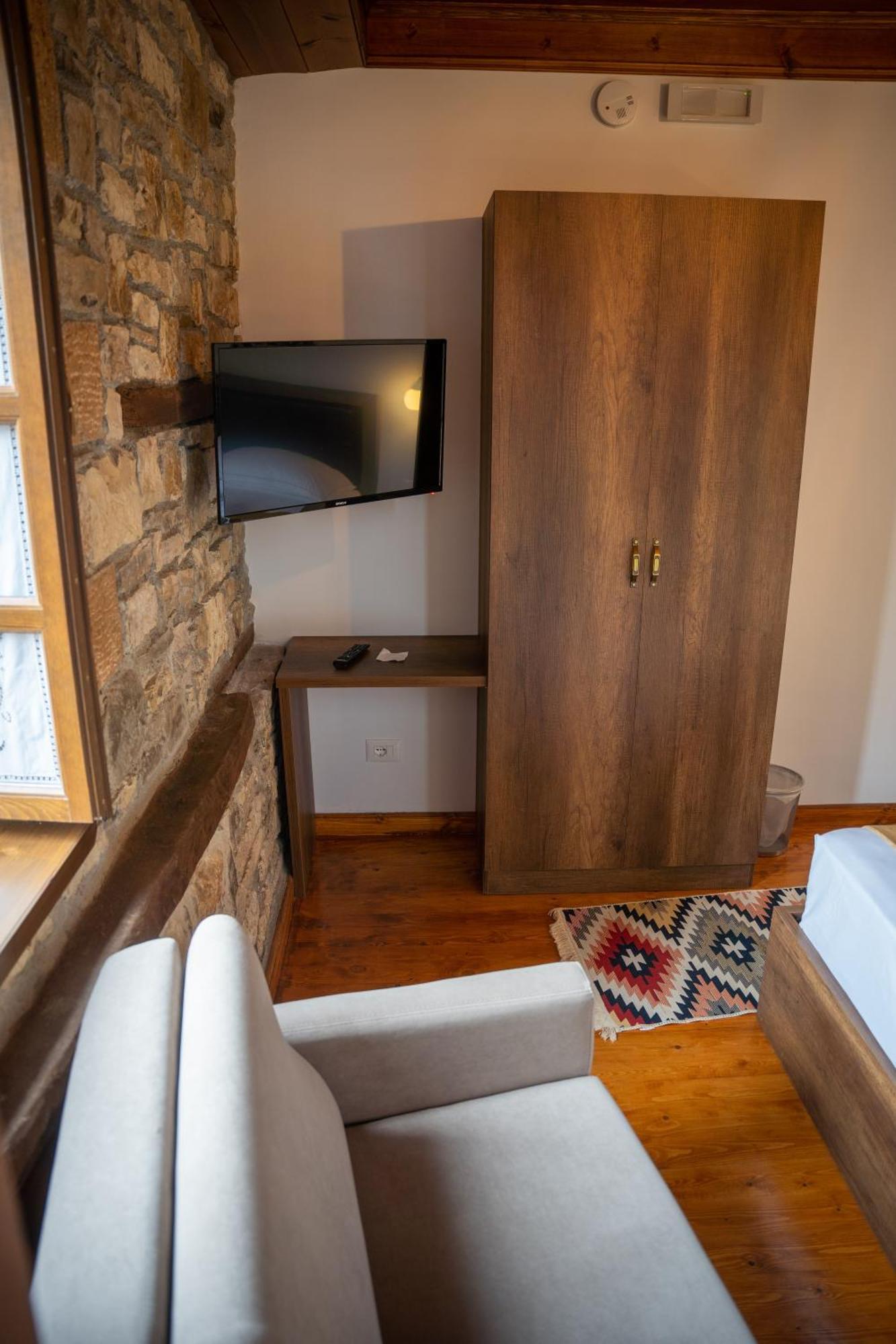 Hotel Kapllani Berat Zimmer foto