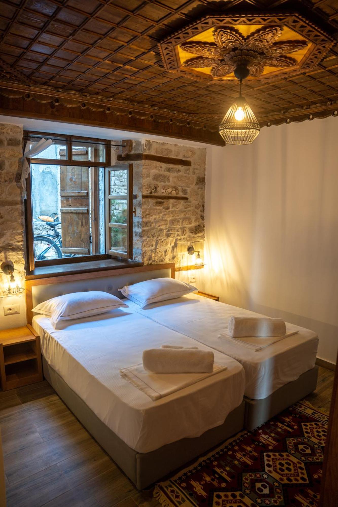Hotel Kapllani Berat Zimmer foto